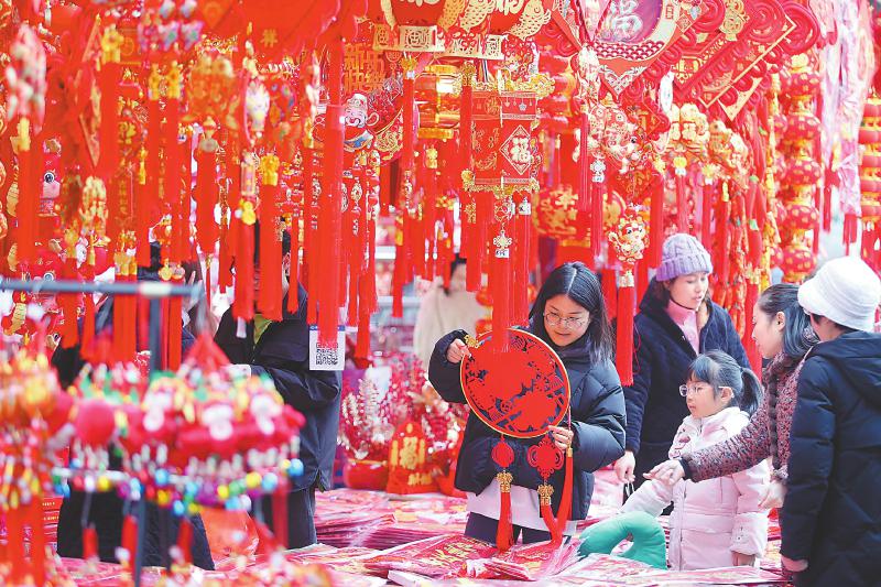 跨年热带动餐饮火“铁公机水”出行