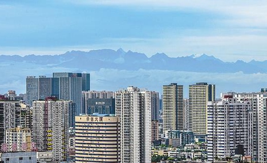今年1月至10月成都市优良天数208天 较去年同期增加13天