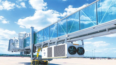 亚洲首条全自动登机桥在天府国际机场投用