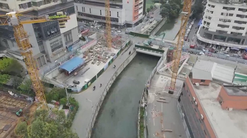 四川首个河流下地铁站主体结构封顶
