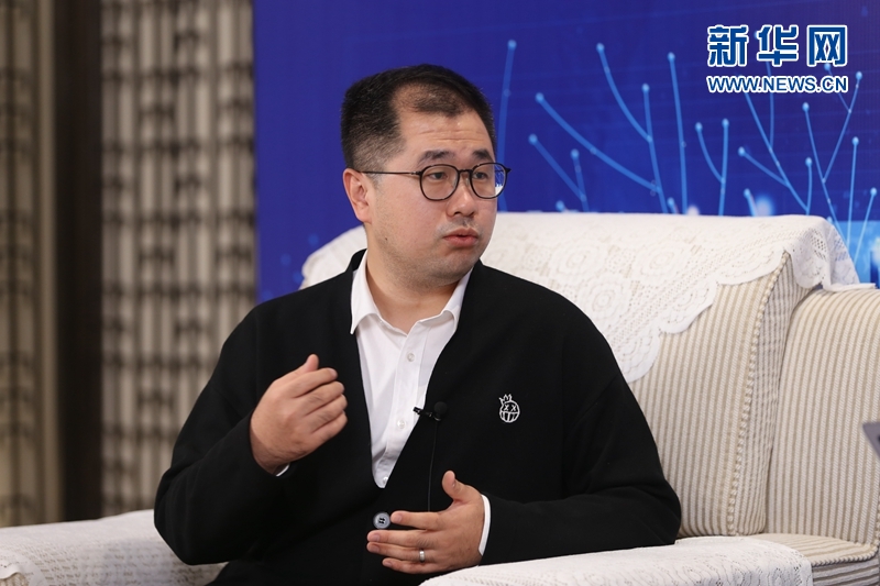 王超：无人驾驶行业在未来三到五年会有突破式发展-新华网